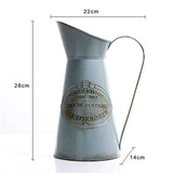 Jarra de metal vintage