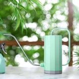 Diseño de regadera azul.