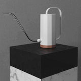 Regadera blanca de diseño