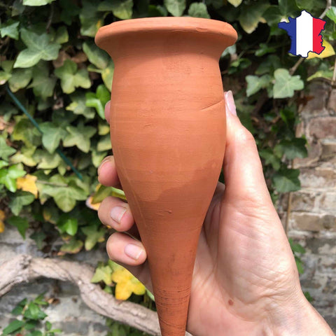 cone riego bouteille