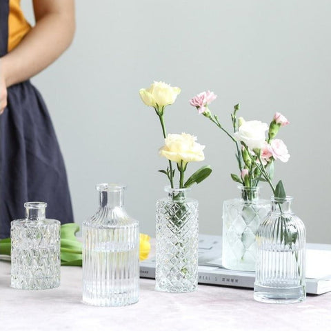 petits flacons en verre