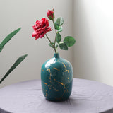 vase turquoise en céramique