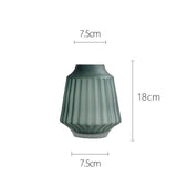 Vase en verre dépoli