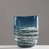 Vase en verre soufflé bleu