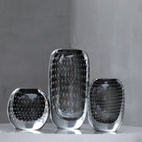 florero de cristal negro